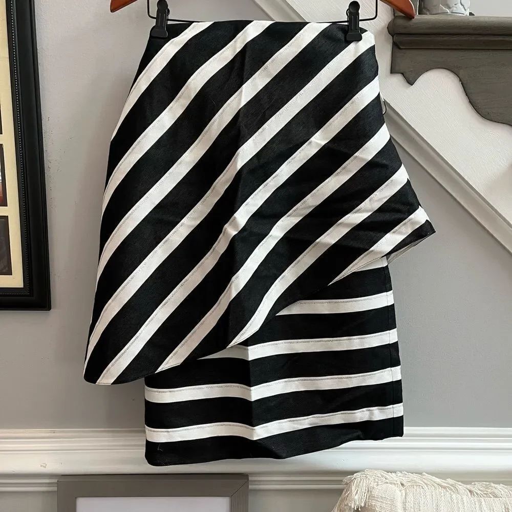 Halston Heritage Tiered Stripe Strapless Mini Dress sz 0 NWT
